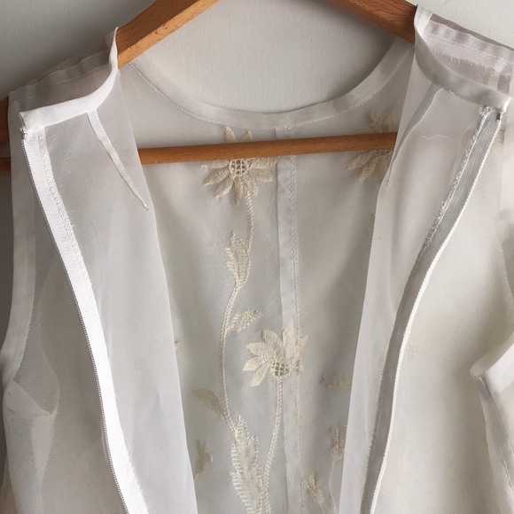 Vintage Embroidered Sleeveless Blouse Back Zipp Sm - Picture 8 of 11